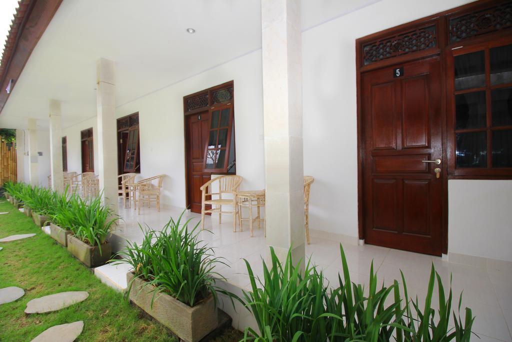 Andy Guesthouse Canggu Extérieur photo